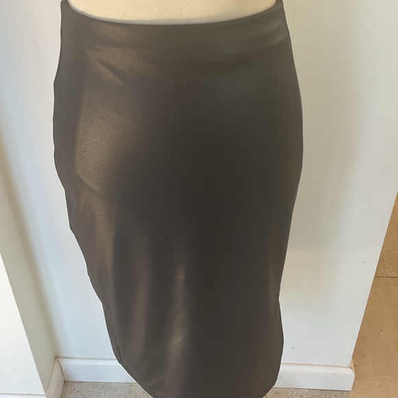 Popilush Black Faux Leather Skirt - Picture 10 of 10